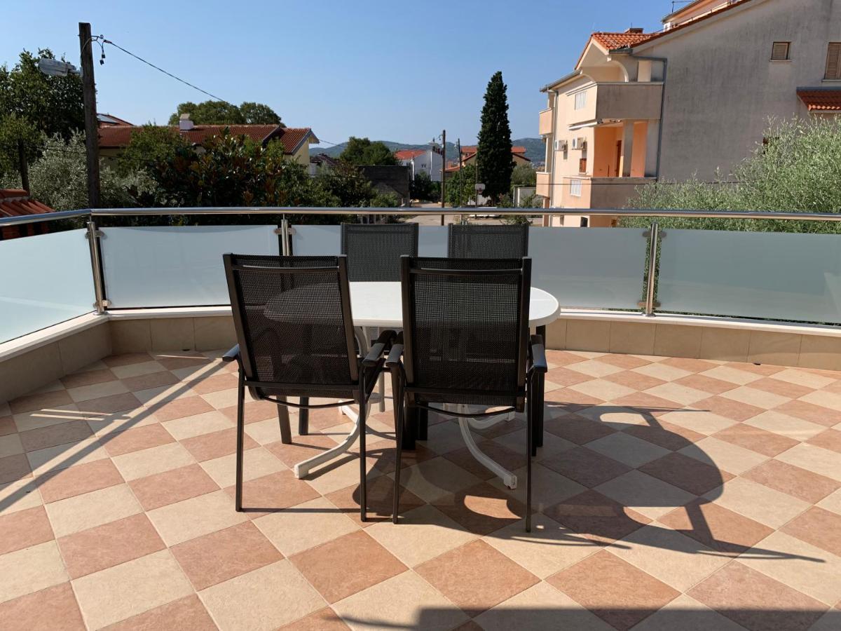 Apartments Dumancic Биоград-на-Мору Экстерьер фото