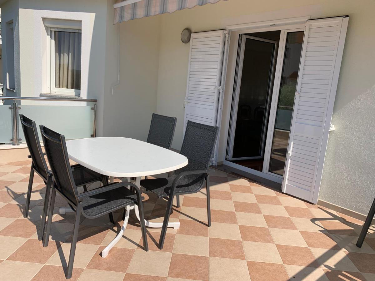 Apartments Dumancic Биоград-на-Мору Экстерьер фото