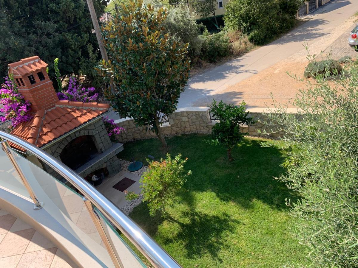 Apartments Dumancic Биоград-на-Мору Экстерьер фото